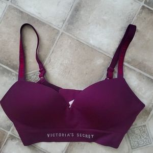 VS Perfect Comfort Push-Up Wireless Bra